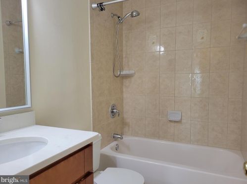 2707 Deer Ridge Dr, Silver Spring MD 20904-7140 exterior