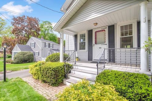 148 Warren Ter, Springfield MA  01106-1350 exterior