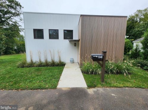 1048 Prospect St, Trenton NJ  08638-3121 exterior