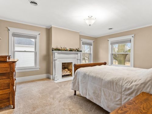 815 13 St, Manitowoc WI 54220-5101 exterior