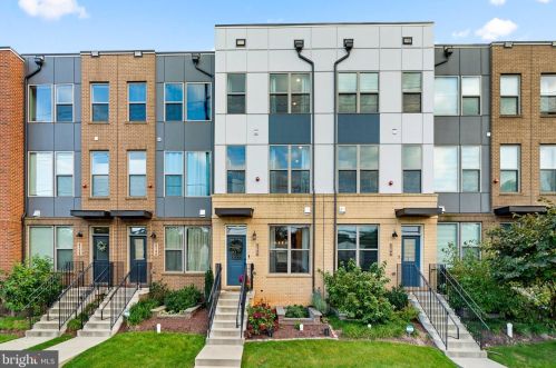 5136 Randolph Rd, Rockville MD  20852-2242 exterior