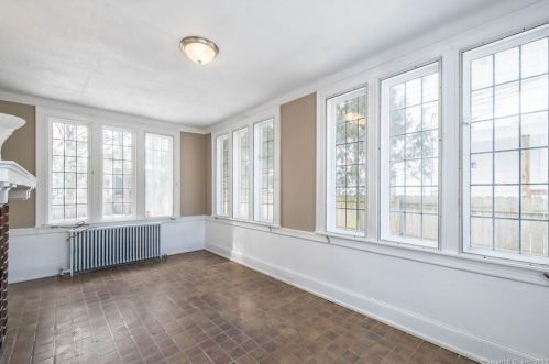 27 Frst St, Torrington CT 06790-4904 exterior