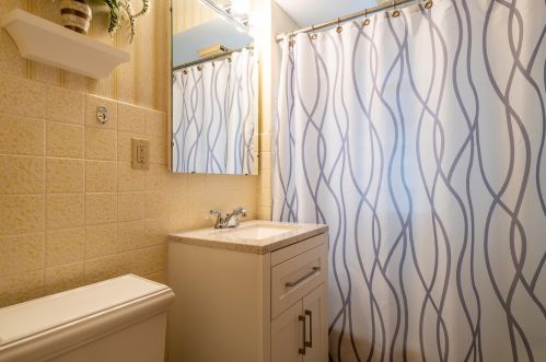 2524 Lefeber Ave, Milwaukee WI 53213-1222 exterior