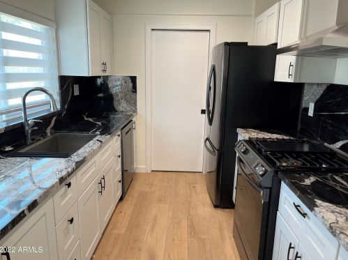 2317 Brill St, Phoenix AZ 85009-3123 exterior