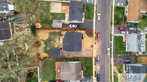 87 Ashley Rd, Edison NJ  08817-4062 exterior