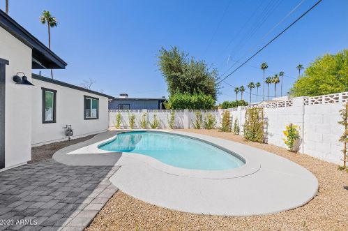 4225 34th Pl, Phoenix AZ  85018-4737 exterior