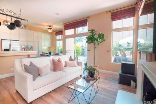 10939 Dishman Pl, Tustin, CA 92782-1327