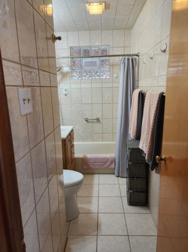 7773 Karlov Ave, Chicago IL 60652-3605 exterior