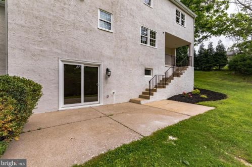 1905 Heritage Rd, Huntingdon Valley PA  19006-7813 exterior