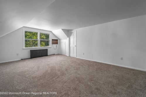 6 Jones Rd, Lacey NJ 08731-3611 exterior