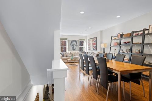 2137 Christian St, Philadelphia PA  19146-1209 exterior