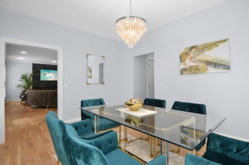 560 Morgan St, Atlanta GA 30308-2821 exterior