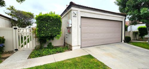 4441 Logan Ave, San Diego, CA 92113-2972