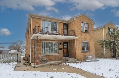 8625 Burleigh St, Milwaukee WI  53222-3719 exterior