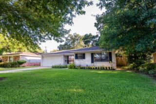 4406 Merwin St, Houston TX  77027-6714 exterior