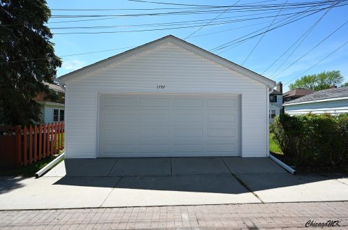 1707 76th Ct, Chicago IL  60707-4104 exterior