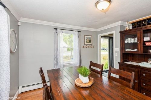 86 Mnr Rd, Concord NH 03303-1901 exterior