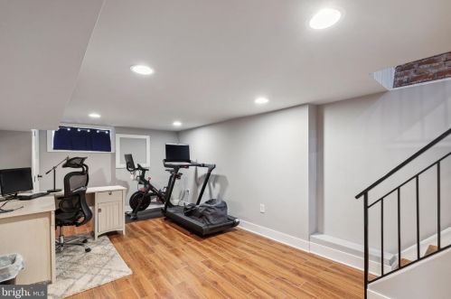 1216 23rd St, Philadelphia PA  19146-4116 exterior