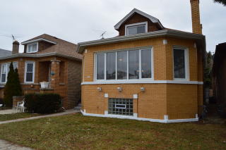 5855 Roscoe St, Chicago, IL 60634-4357