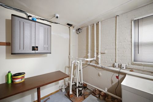 6201 Kilpatrick Ave, Chicago IL 60652-3050 exterior