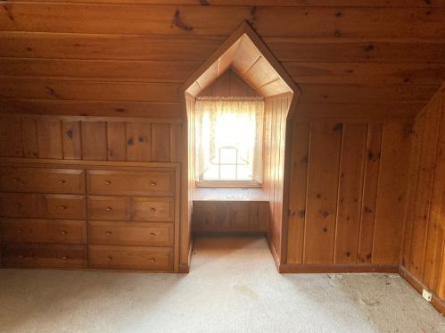 87 Balfour Dr, Springfield MA 01118-1137 exterior