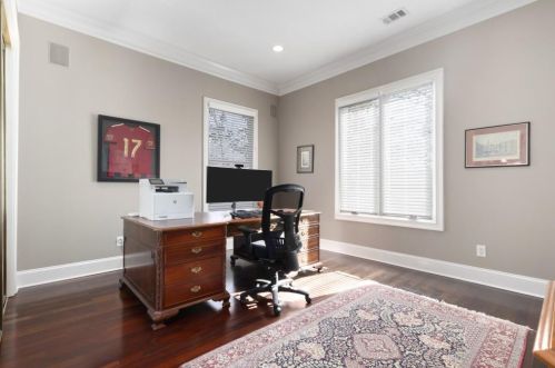 5625 Cross Gate Dr, Atlanta GA 30327-4815 exterior