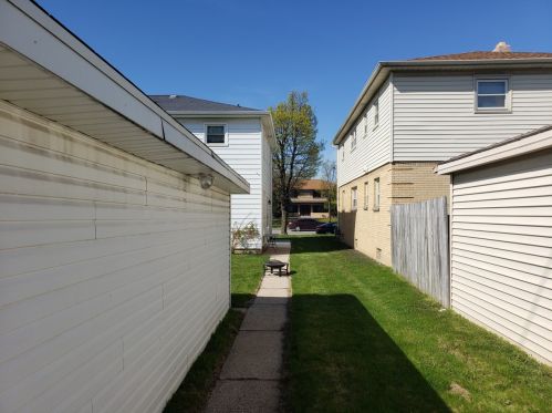 9703 Capitol Dr, Milwaukee WI  53222-1431 exterior