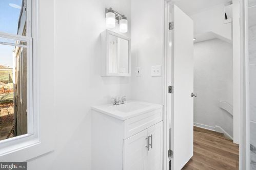 3452 Frankford Ave, Philadelphia PA 19134-2651 exterior