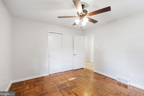 801 Pasadena Dr, Somerdale NJ  08083-1901 exterior