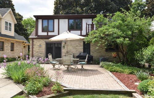 8110 Jackson Park Blvd, Milwaukee WI 53213-1656 exterior