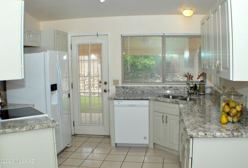 2540 Glenbrook Way, Tucson, AZ 85741-3775