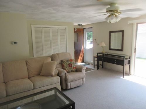 1090 Plainfield St, Providence RI 02909-4630 exterior