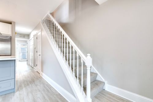 4721 Woodlawn, Chicago IL 60615-1920 exterior