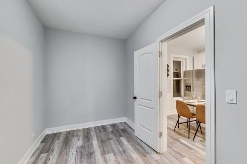 1217 Kolin Ave, Chicago IL 60652-3537 exterior