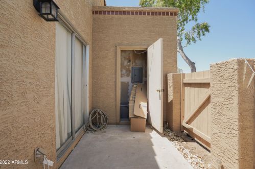 4601 102nd Ave, Phoenix AZ 85037-5202 exterior