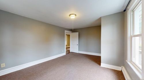 226 Farmington Ave, New Britain CT 06053-2932 exterior