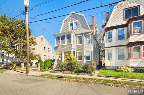 91 Cherry St, Town Center NJ  07052-5903 exterior