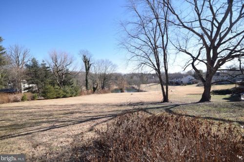 24 Abel Pl, Media PA 19063-5423 exterior