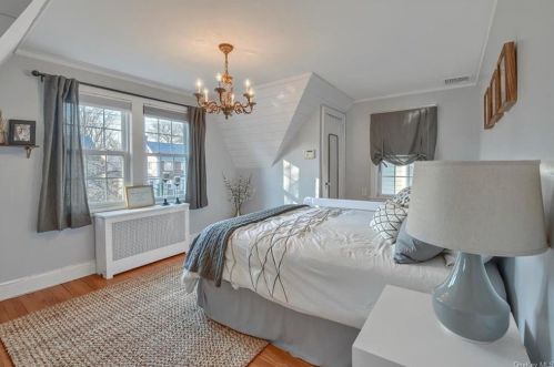 47 Columbia Pl, Mount Vernon NY 10552-1202 exterior