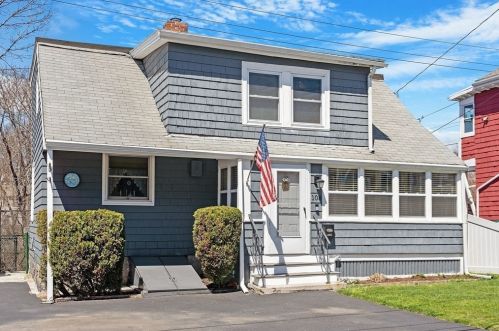108 Lafayette Park, Lynn, MA 01902-2413