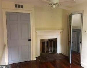 128 Fitzwater St, Philadelphia PA 19147-3408 exterior