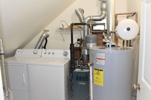 53 Modena Dr, Concord NH 03303-1553 exterior