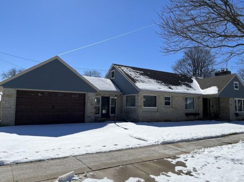 9131 Stickney Ave, Milwaukee WI  53226-2630 exterior