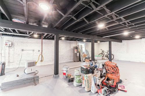 25 118th Pl, Chicago IL 60628-5801 exterior