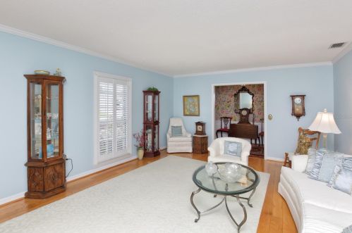 2100 Alameda St, Orlando FL 32804-6903 exterior