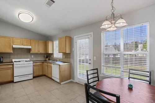 305 Emerald Grn Ct, Atlanta GA 30349-8423 exterior