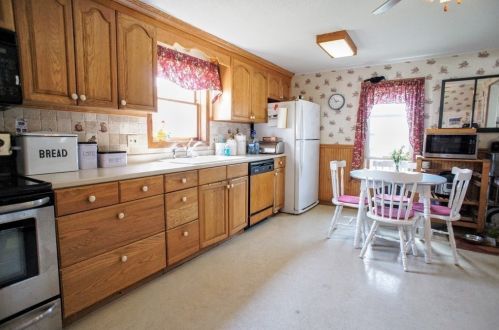 91 Turner St, Quincy, MA 02169-3607