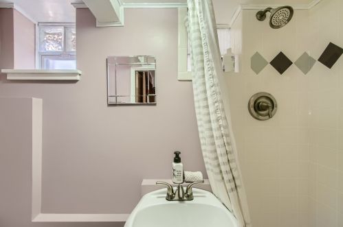 2230 12 Ave, Broadview IL 60153-1404 exterior