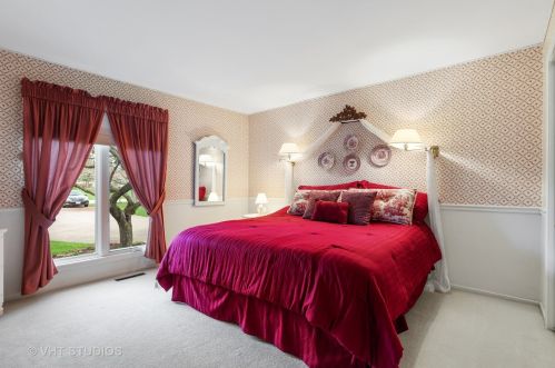 7125 Braemar Cir, Bull Valley IL 60014-6603 exterior