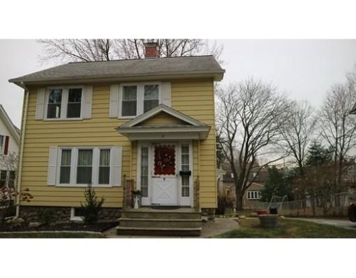 11 Hanna Rd, Worcester, MA 01602-1423